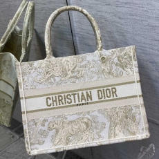 Christian Dior Shopping Bags